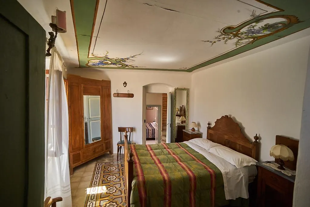 Sotto Il Castello Bed and Breakfast Trebiano Italien