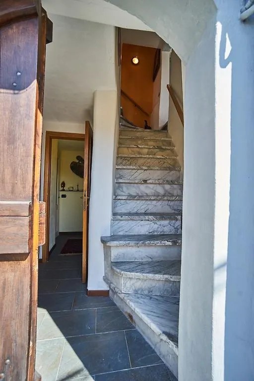 Sotto Il Castello Bed & Breakfast Trebiano